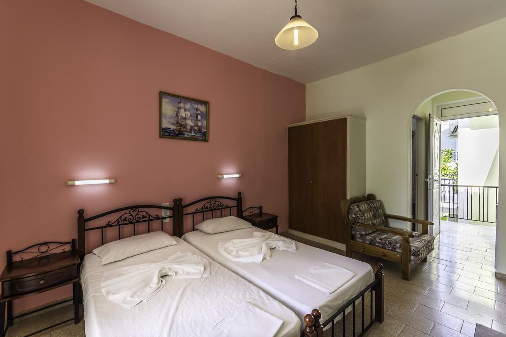 Vossos Hotel Apartments Laganas Luaran gambar